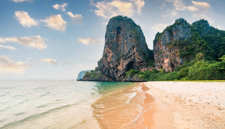 Beach, Rocks & Ocean